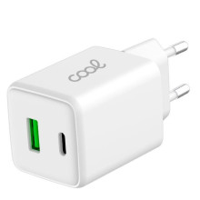 Adaptador Tipo-C con 45W carga rápida con  2 puertos Tipo C USB-A.